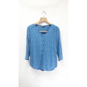 COPY - The North Face Women’s Shirt Size Medium